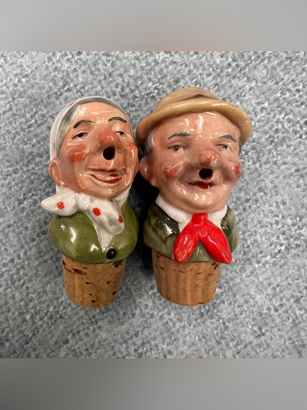 Vintage Face Bottle Stoppers Wine Pourers